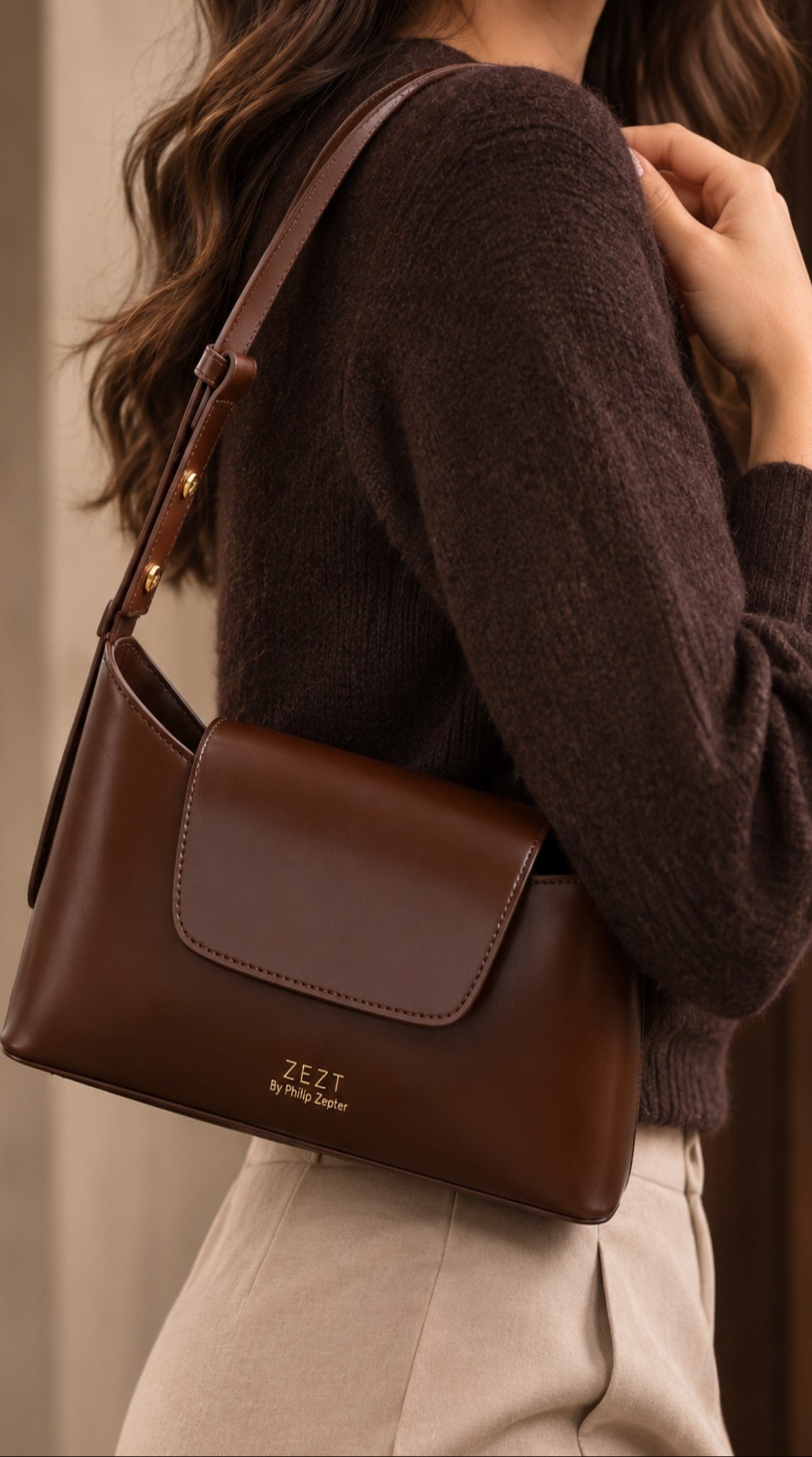 Borsa a Spalla con Pattina - ZS-2547