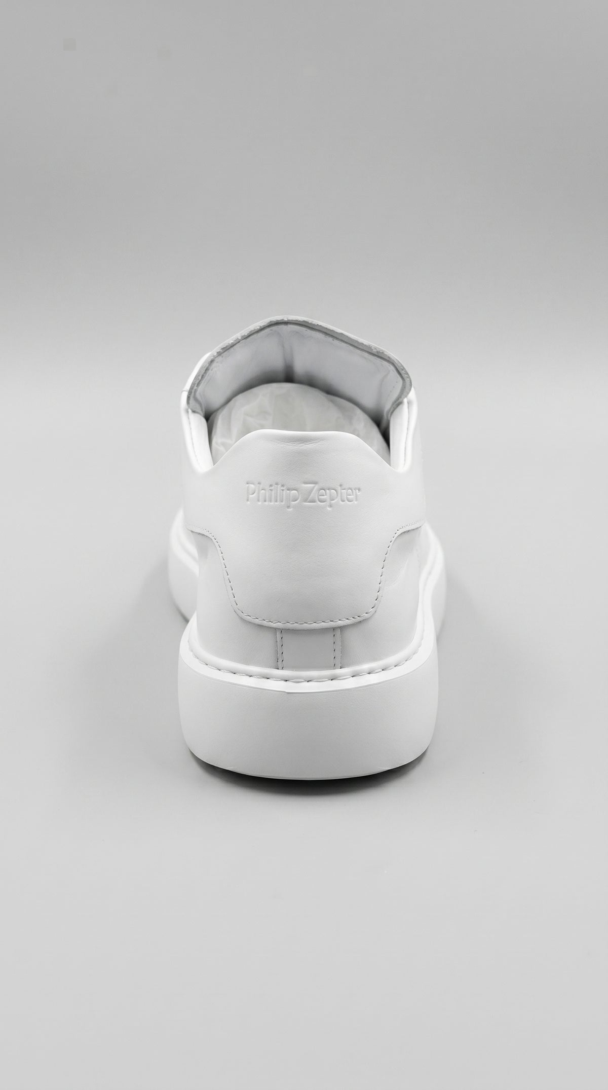 Sneaker Uom Luxury Leather  — PRE-ORDER – three-quarter view – Philip Zepter